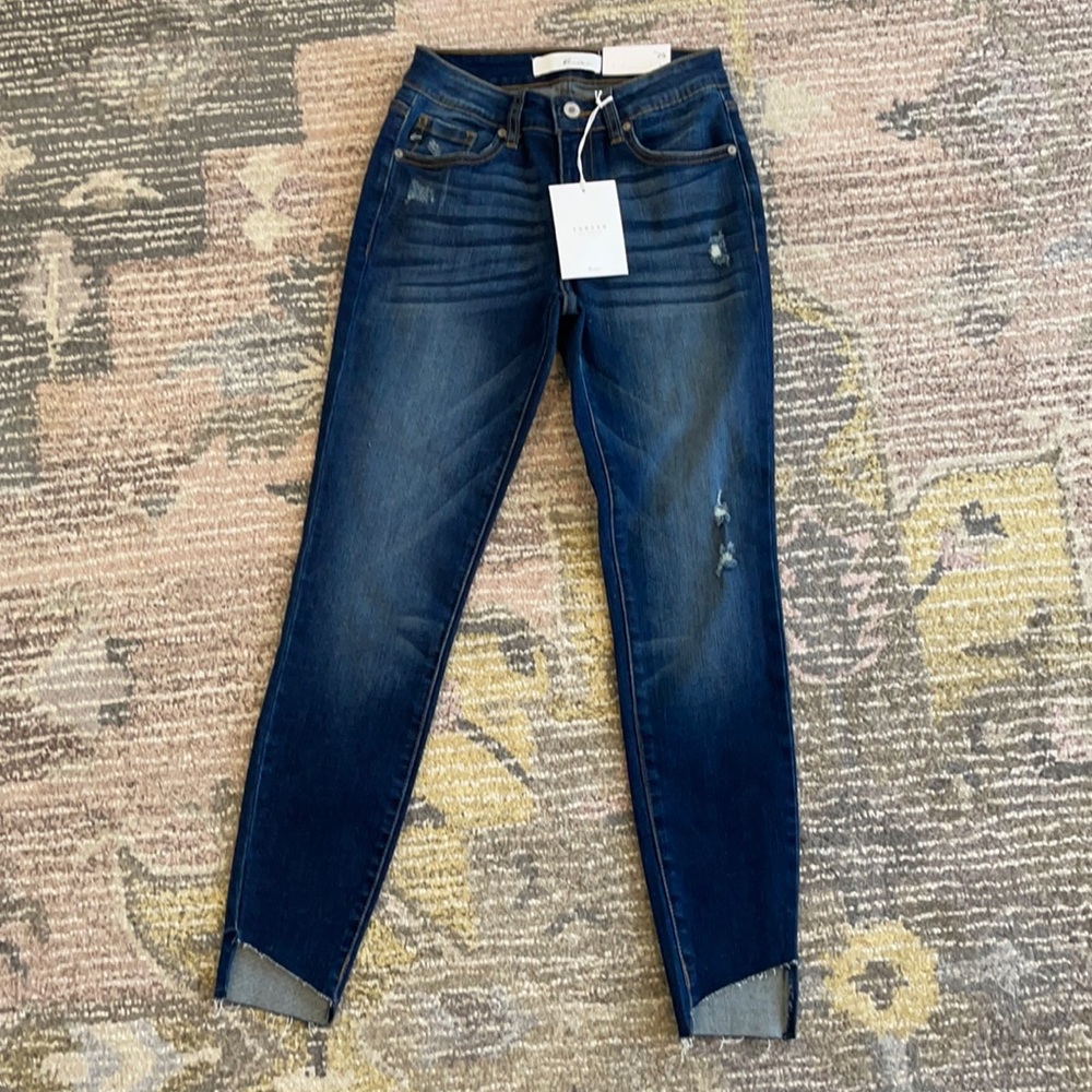 KanCan Jeans Size 3 NWT!!!